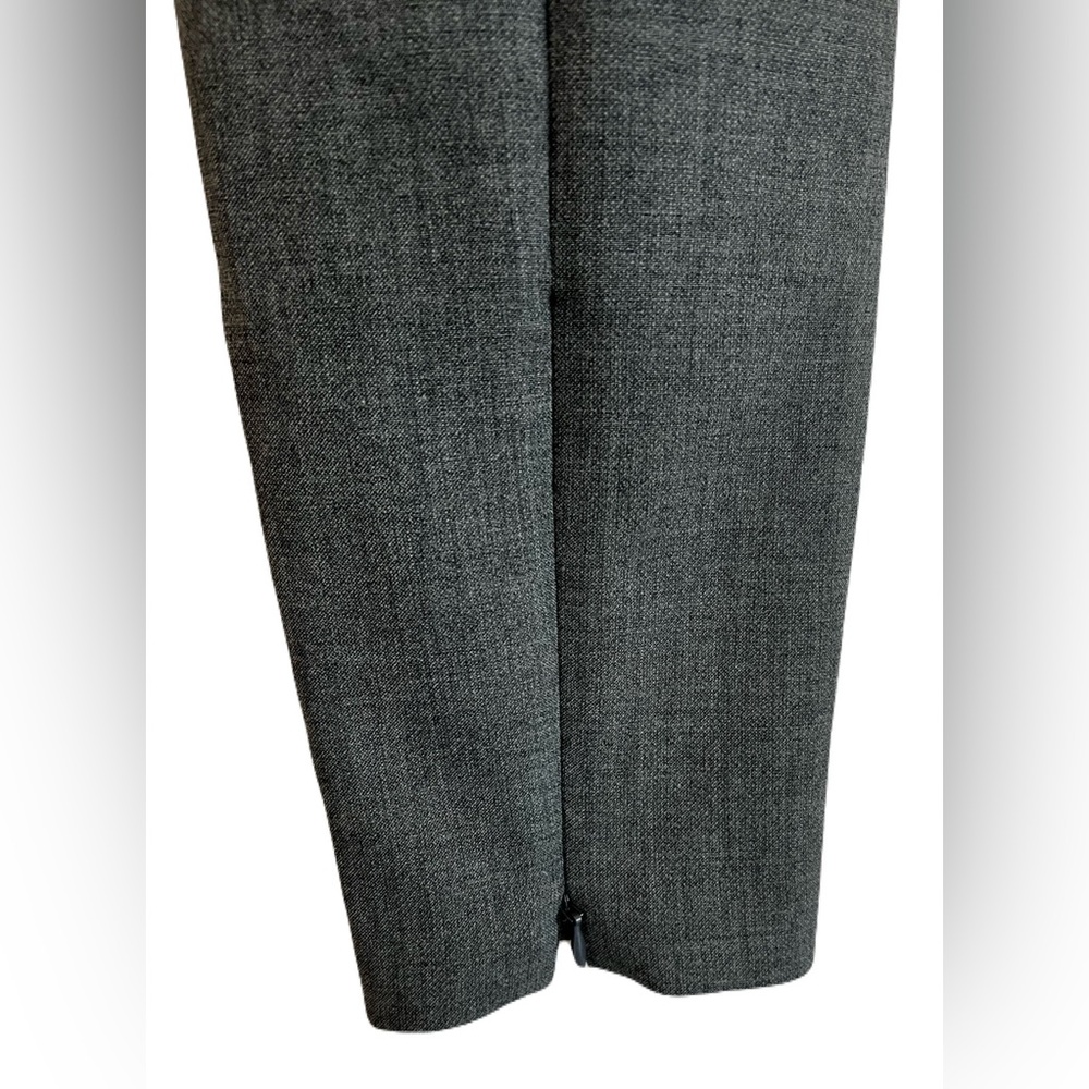 🌫️ EUC CLASSIQUES ENTIER Gray Dress Slacks | Size 8 - Picture 3 of 10